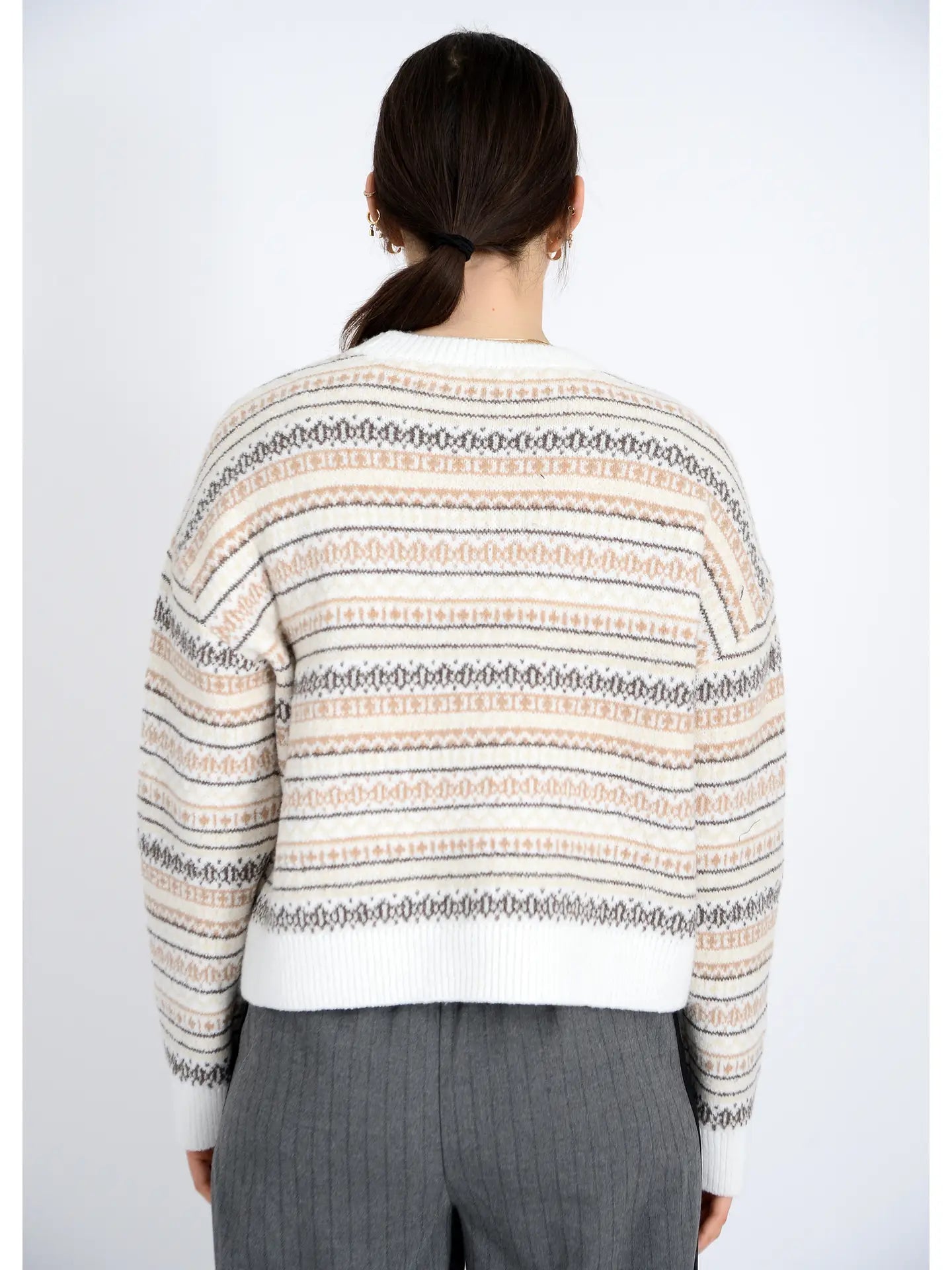Hera Long Sleeve Crew Neck Pull Over