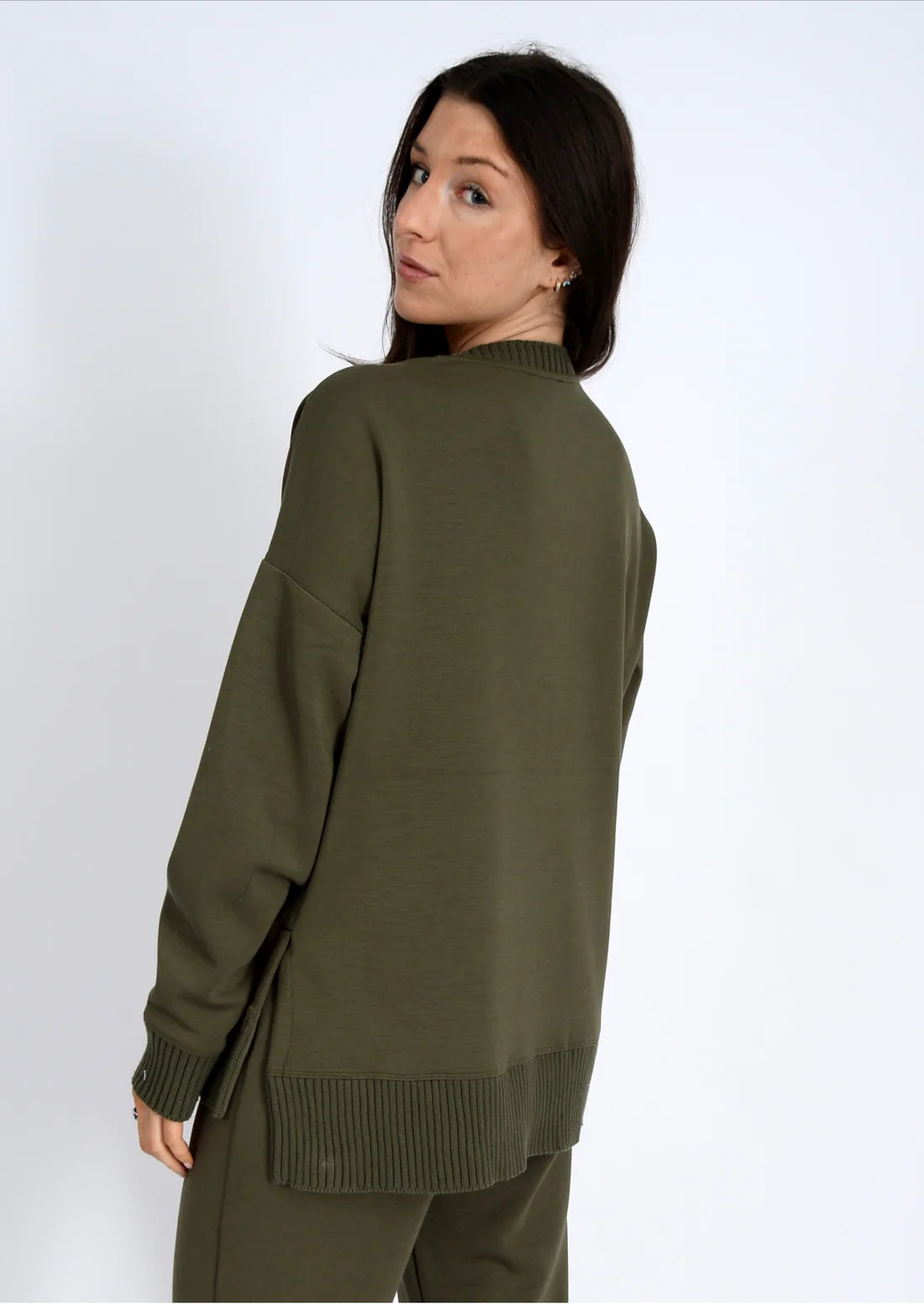 Vixie Scuba V Neck Olive