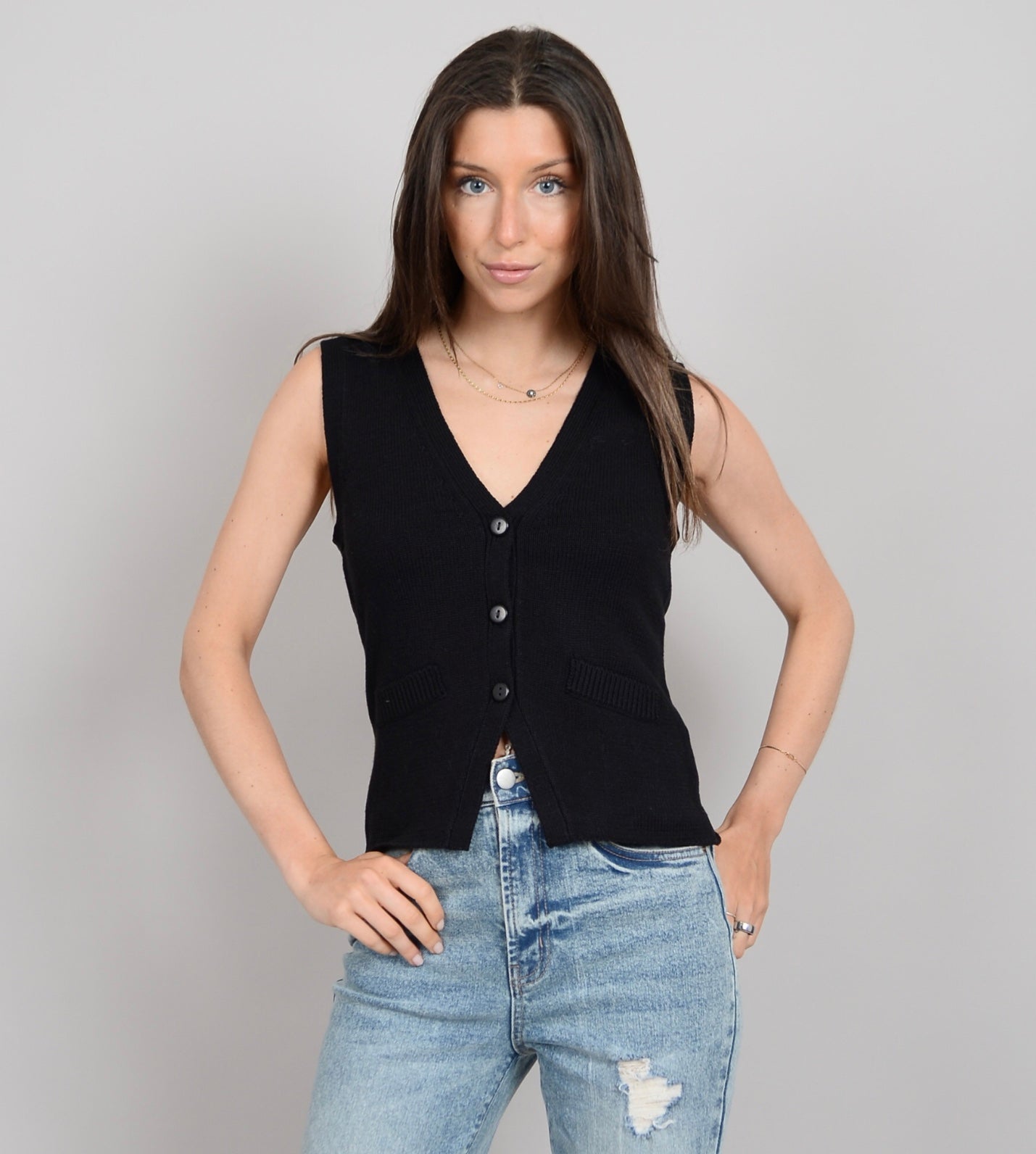Briar V-Neck Vest-Black( final sale)