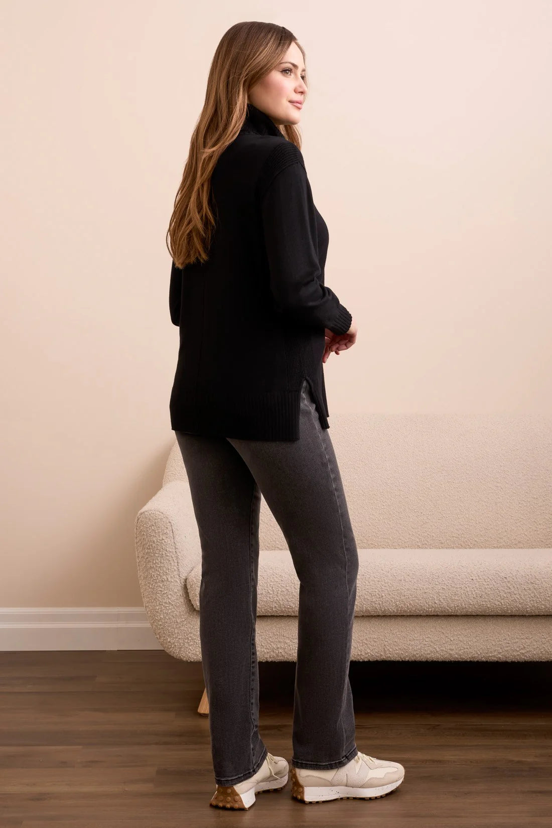 DROP SHOULDER TURTLE NECK SWEATER-BLACK