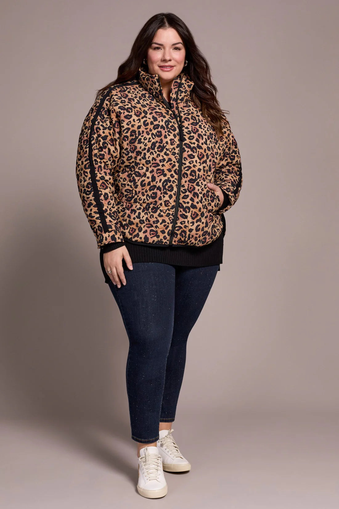 LIGHTWEIGHT DROP SHOULDER QUILTED PUFFER-ANIMAL PRINT