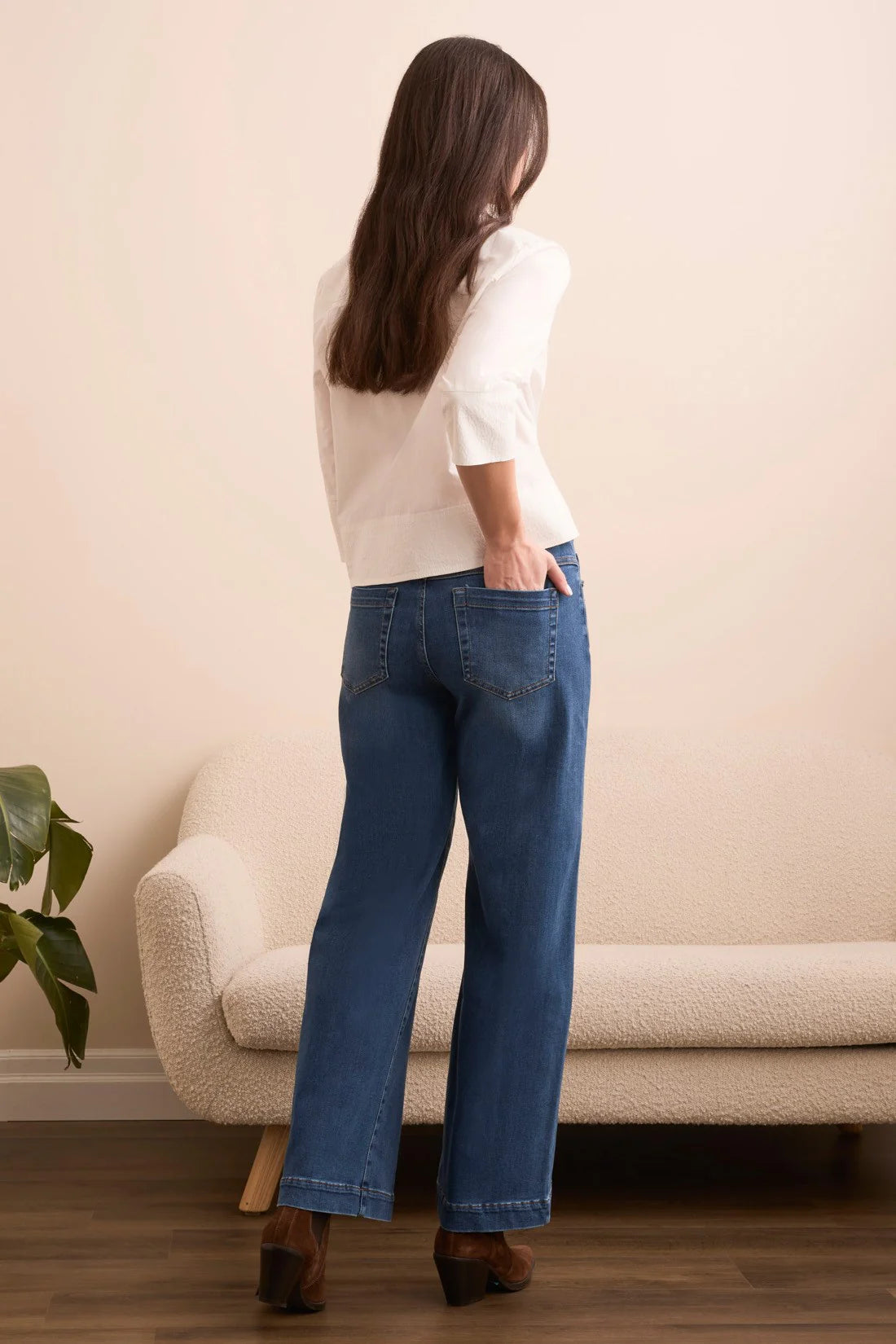 AUDREY BOUNDLESS STRETCH DENIM PULL-ON FLARE JEANS