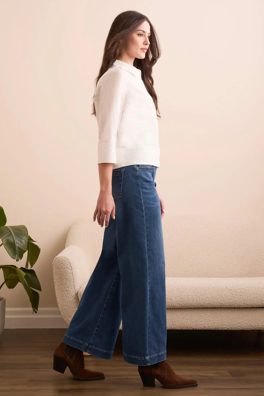 AUDREY BOUNDLESS STRETCH DENIM PULL-ON FLARE JEANS