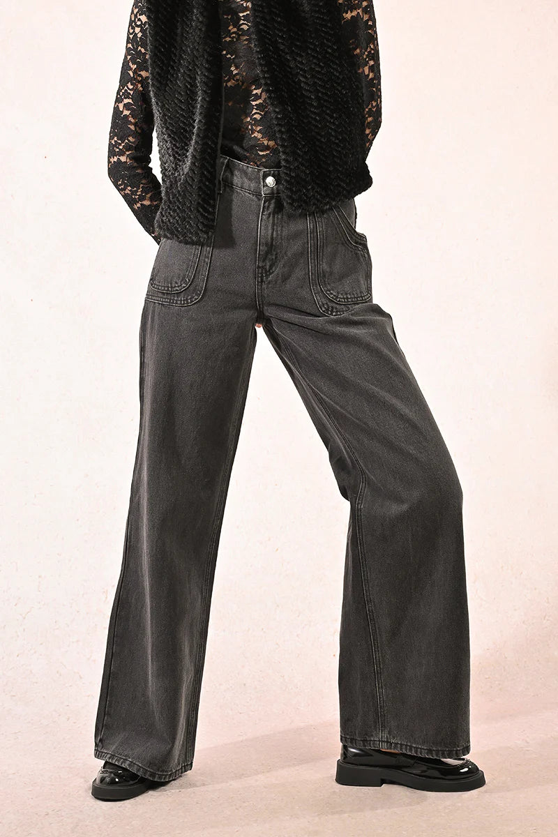 Black Denim/Large Square Pocket