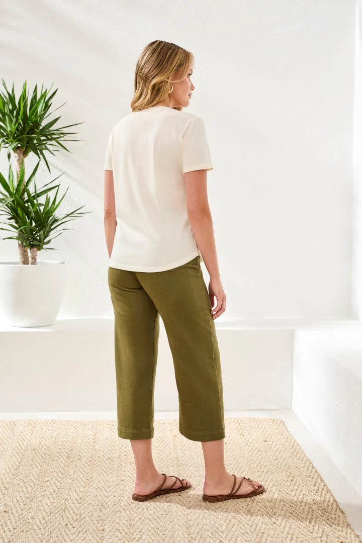 EMBROIDERED V-NECK-EGGSHELL