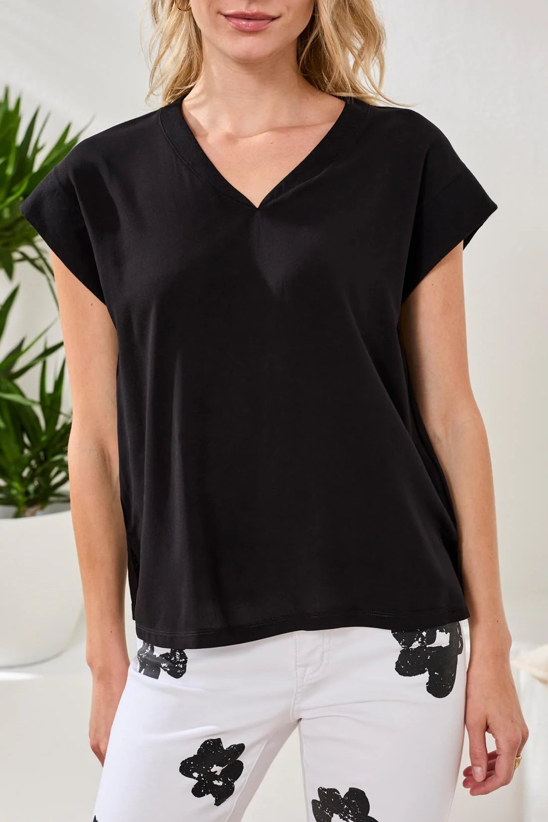 MIXED MEDIA TOP-BLACK