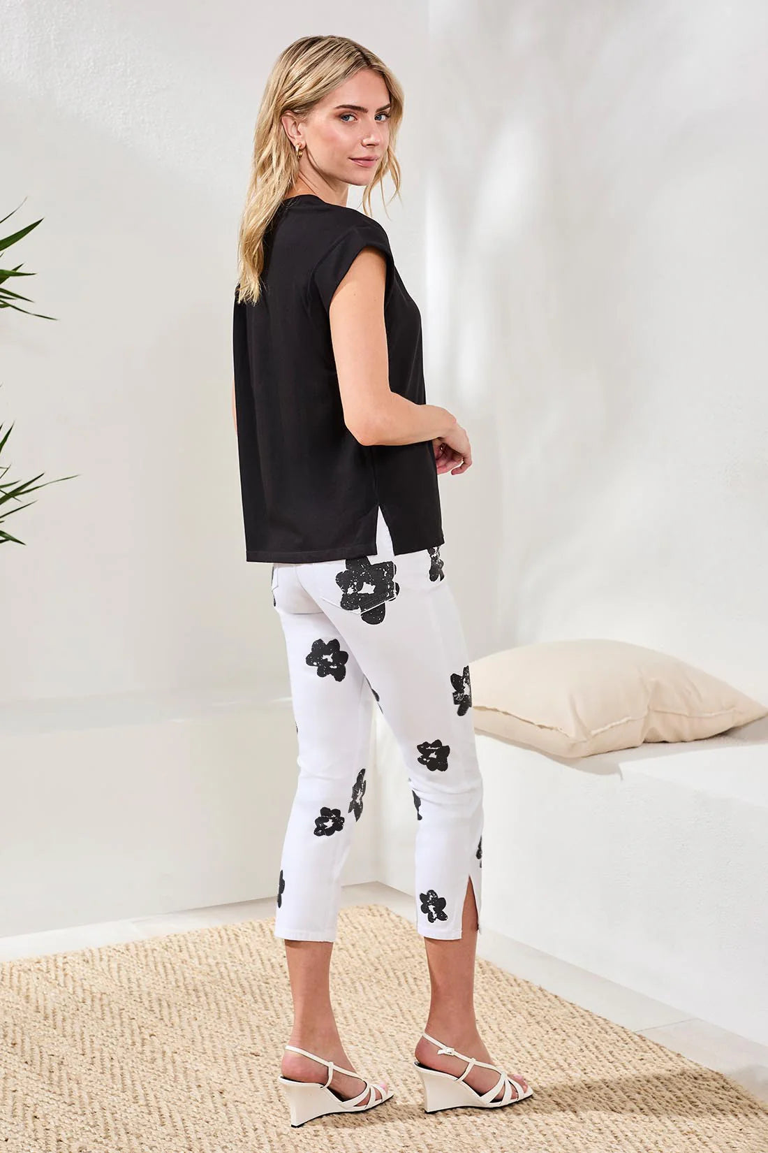 MIXED MEDIA TOP-BLACK