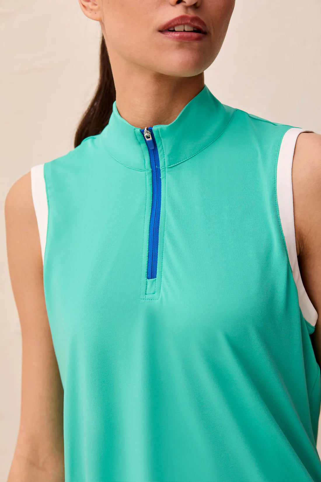 SLEEVELESS ZIP MOCK NECK TOP-BLUE SURF