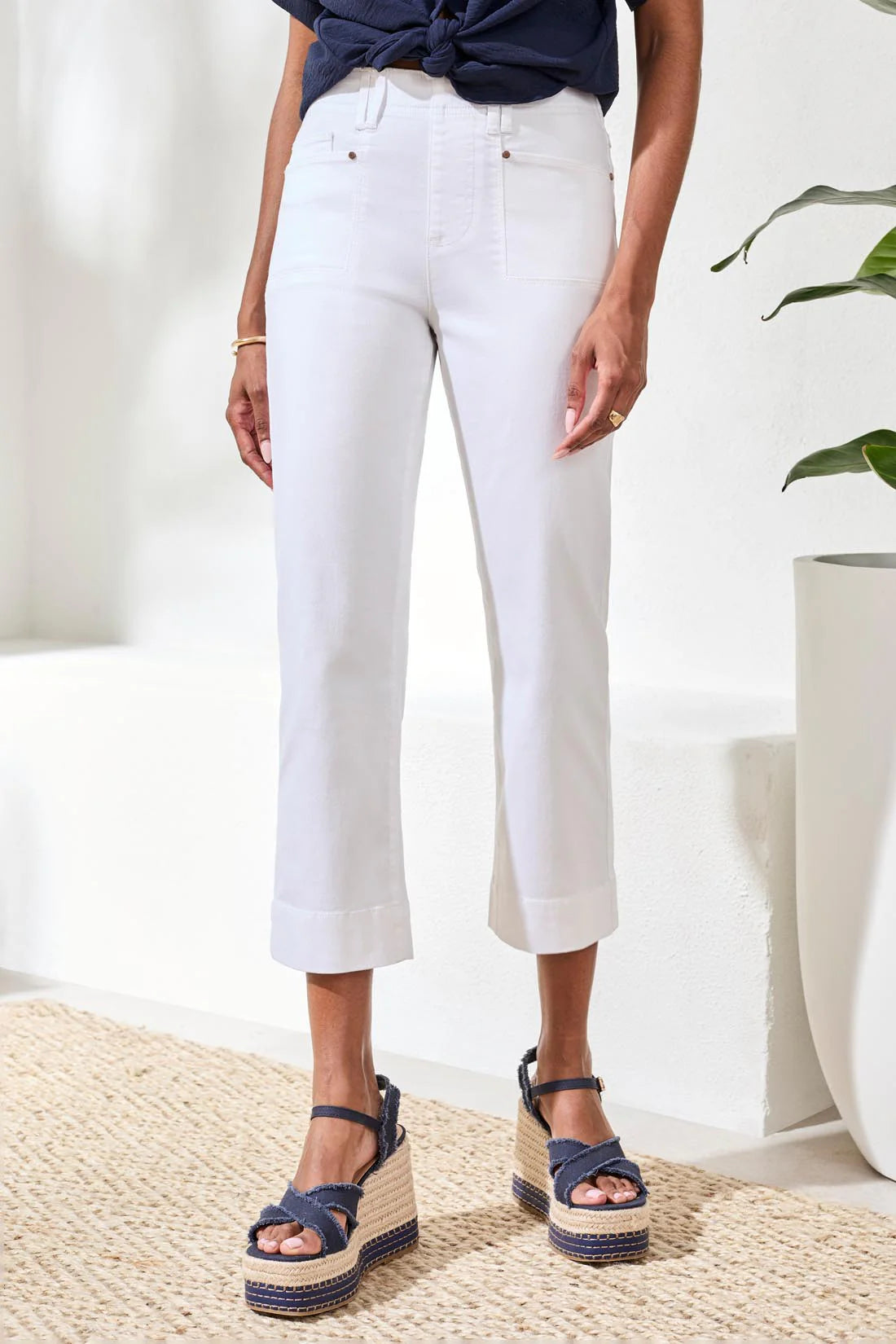 PULL-ON KICK FLARE CAPRIS-WHITE