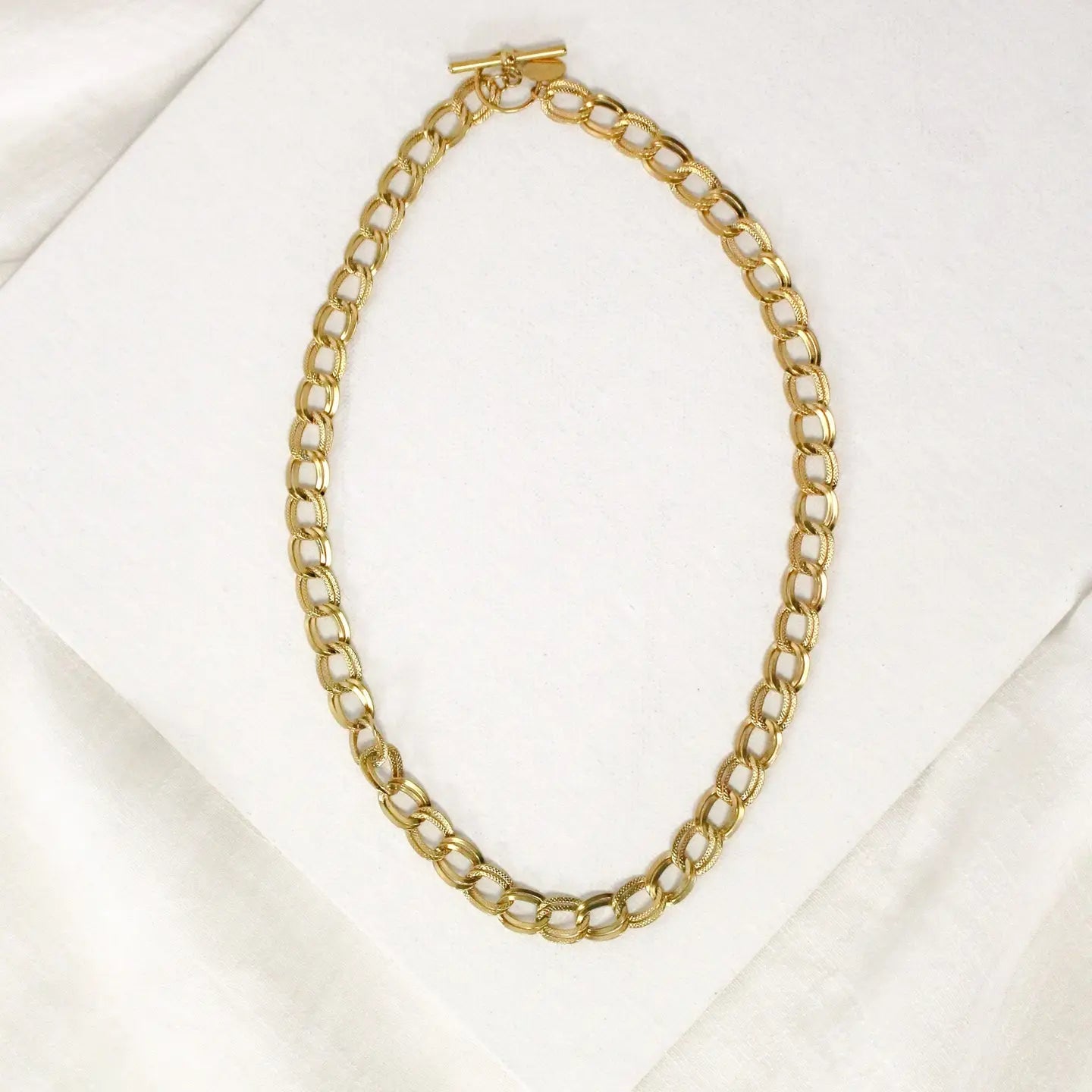 Link Chain w/ Toggle Closure