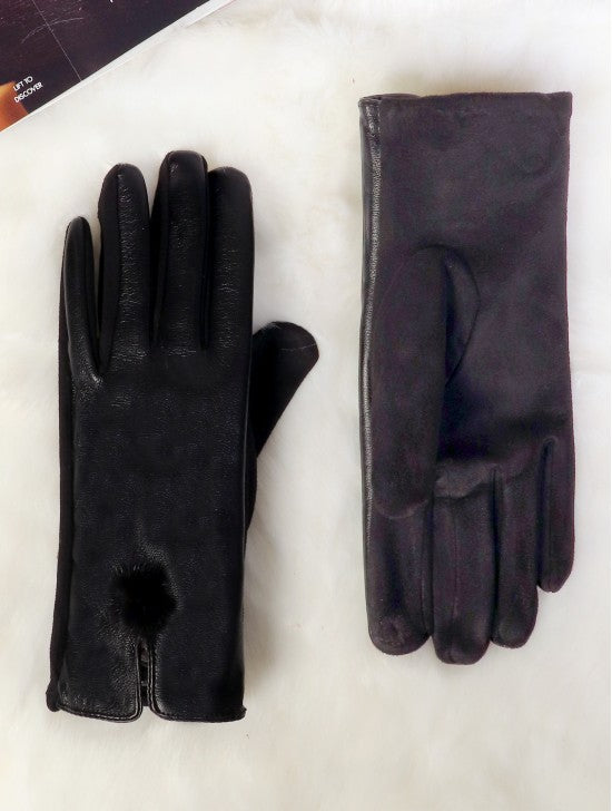 Touch Screen Gloves/Pom Pom-Black