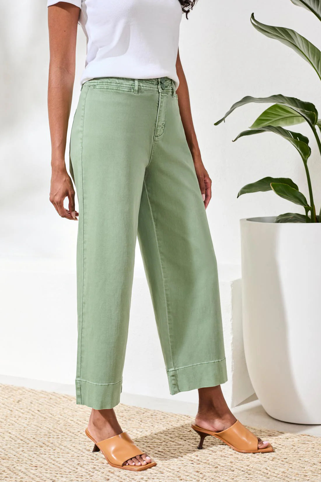 COMFORT STRETCH HIGH RISE PALLAZO-MOSS