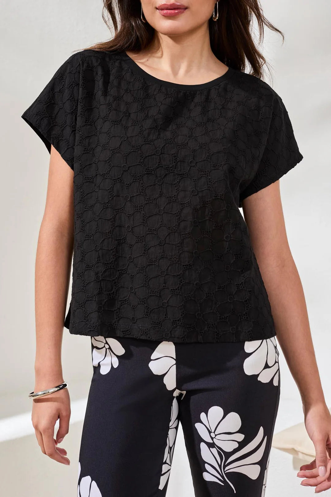 Cap Sleeve Crew Neck Top-Black