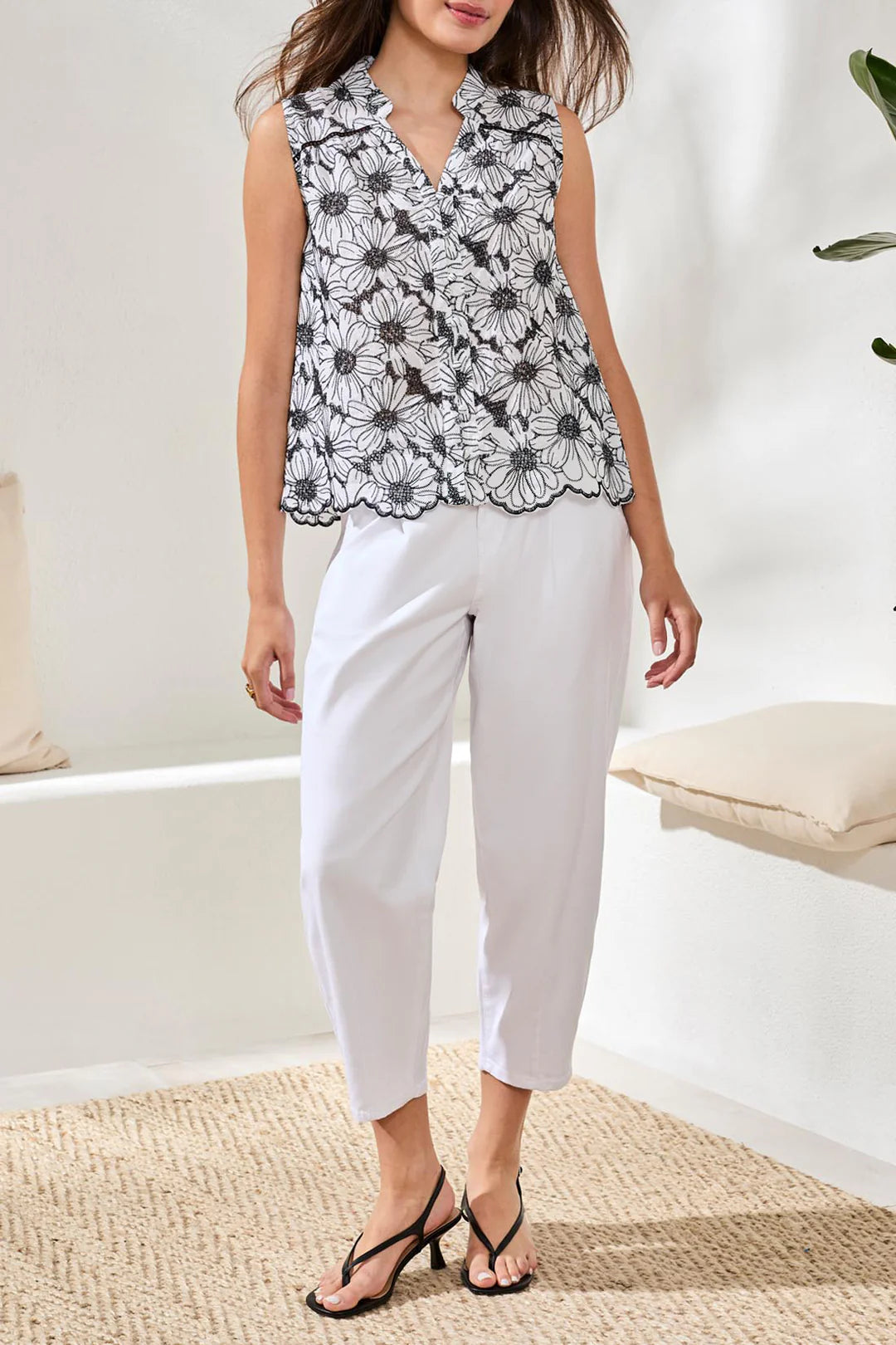 Floral Stitched Sleeveless Blouse