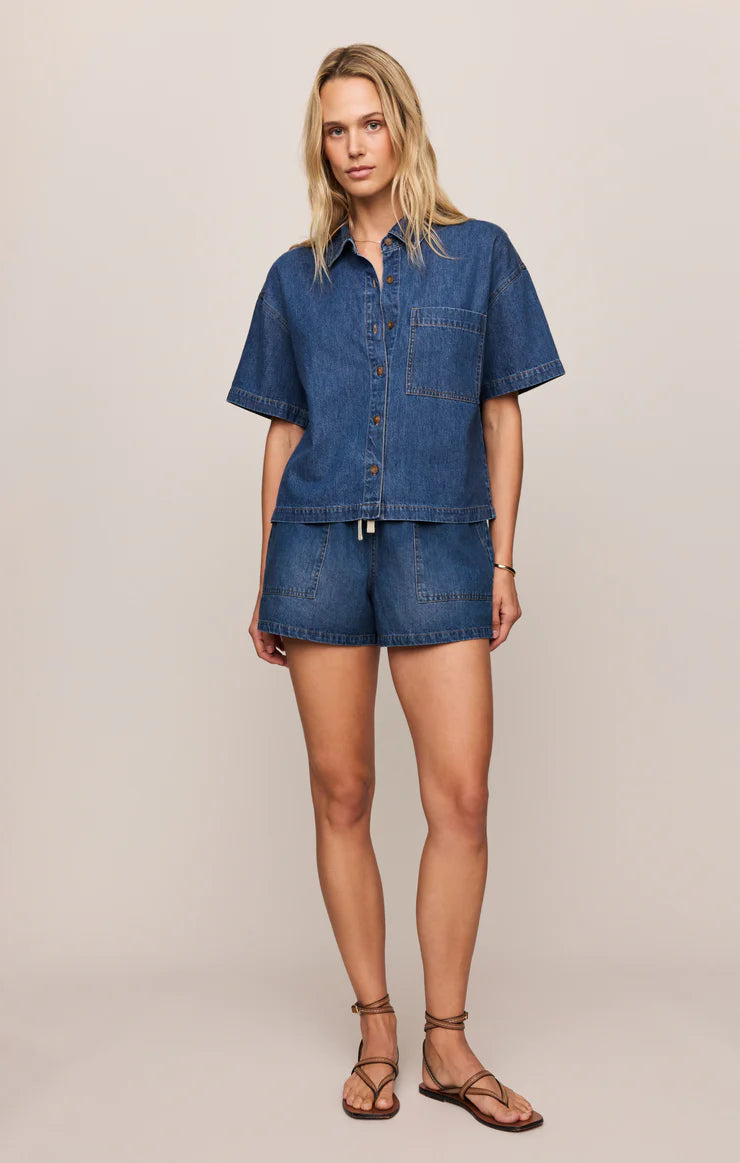 EVERYDAY DENIM BUTTON UP