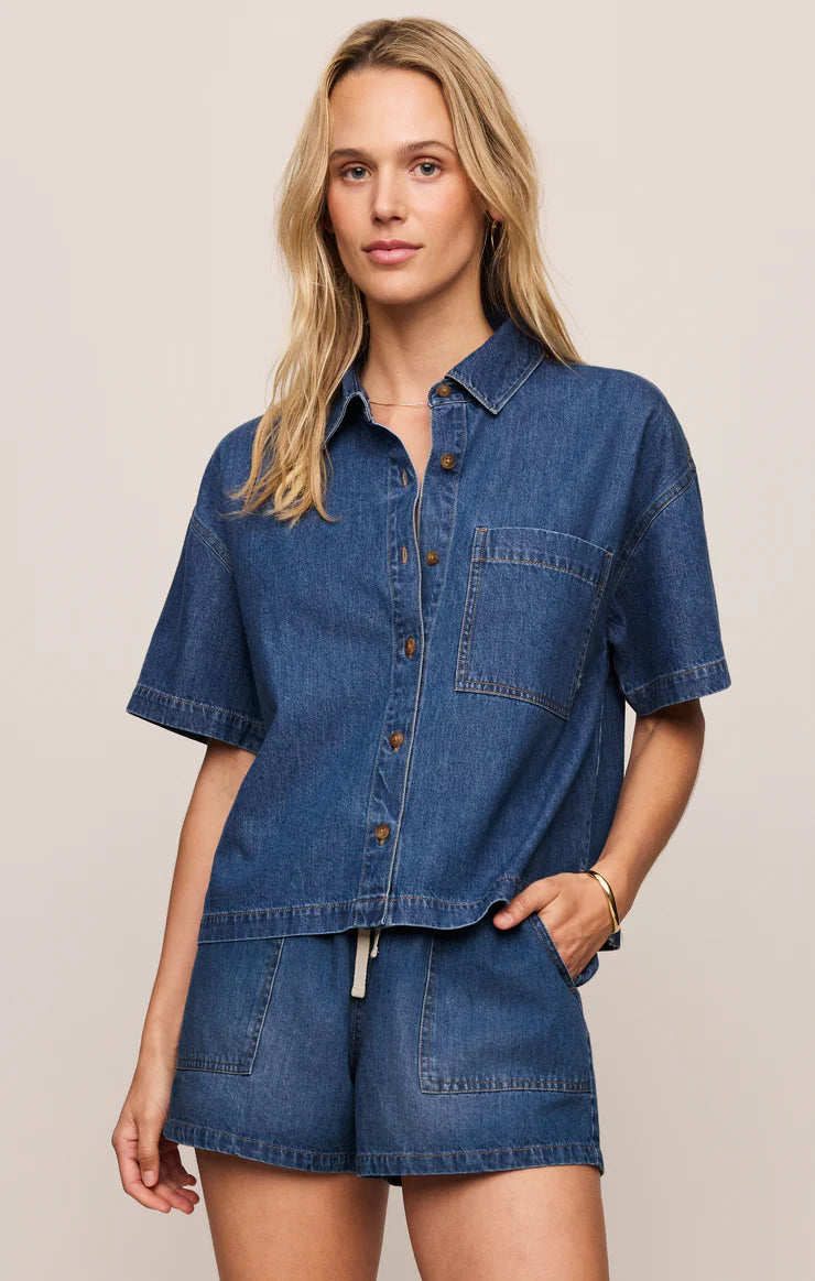 EVERYDAY DENIM BUTTON UP