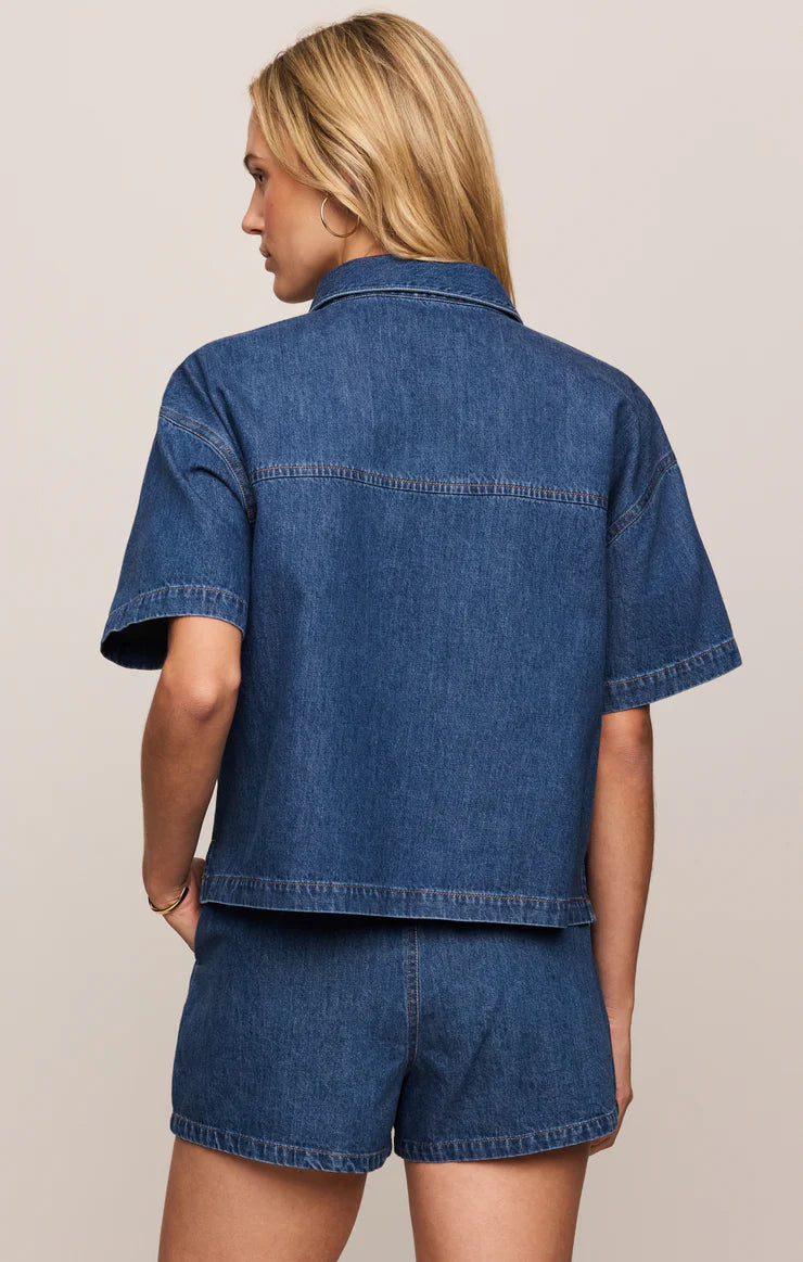 EVERYDAY DENIM BUTTON UP