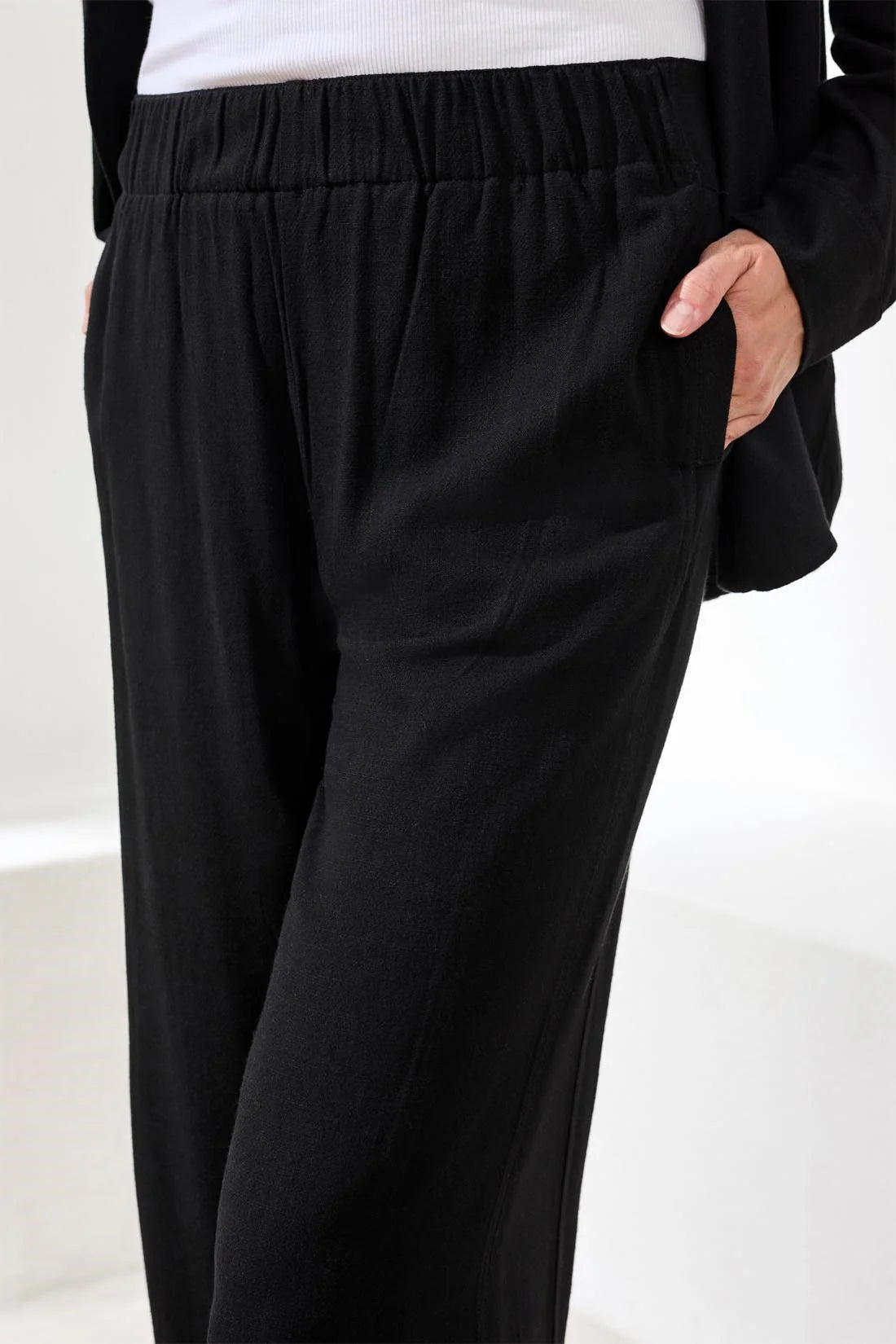 FLOWY LINEN WIDE LEG ANKLE PANT-BLACK
