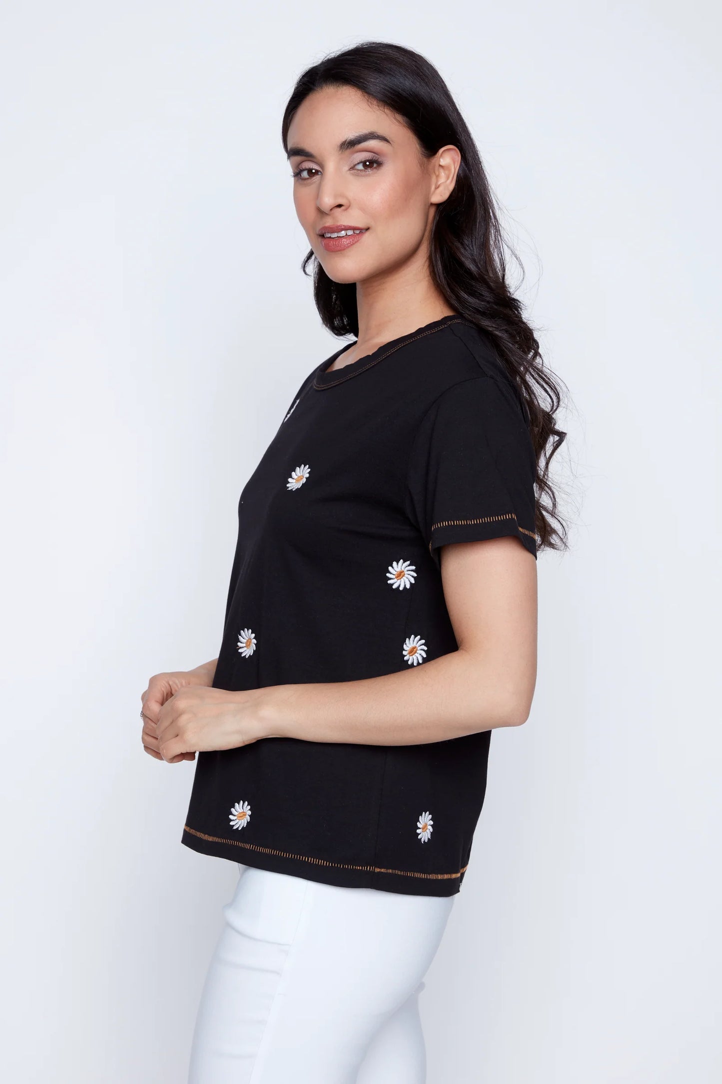 Daisy Embroidered Short Sleeve Knit Top