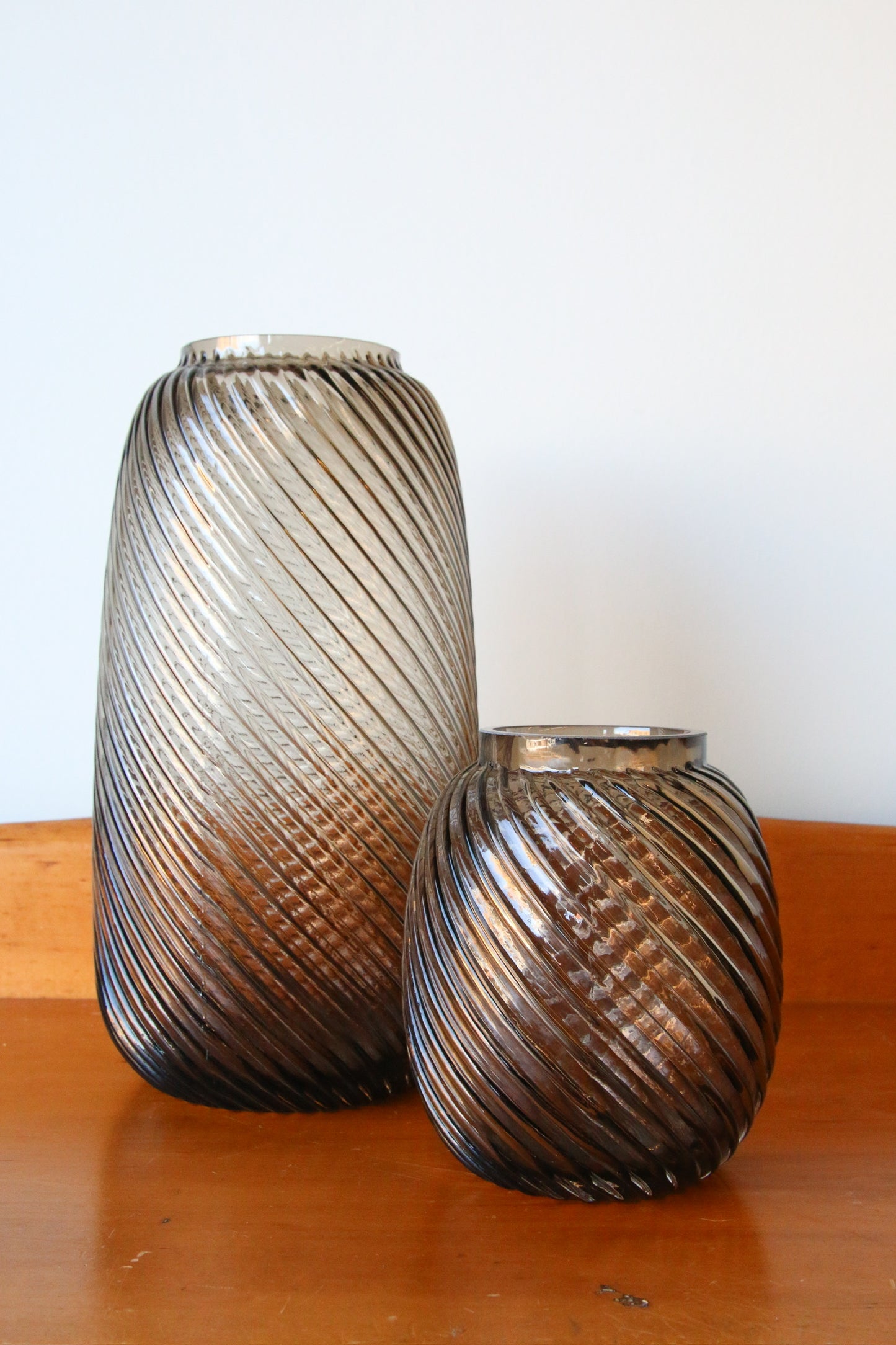 Large Swirl Barrel Vase