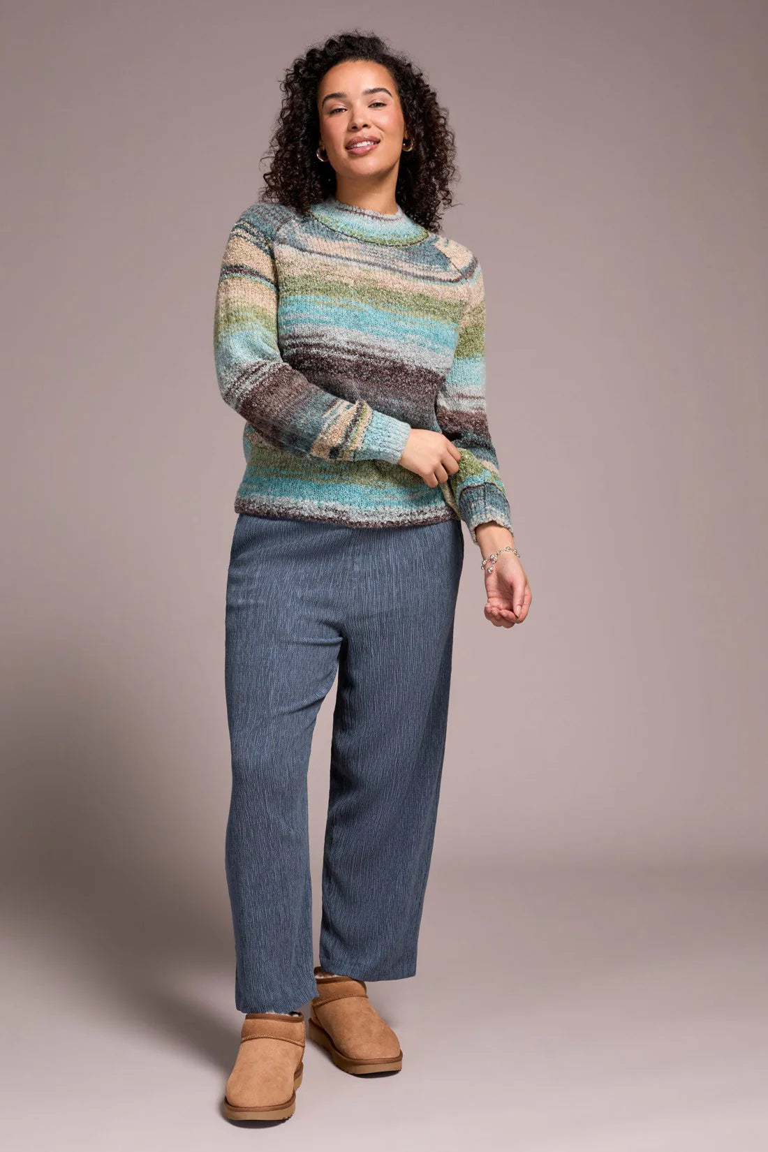 BOUCLE YARN MOCK NECK PUFF SLEEVE SWEATER