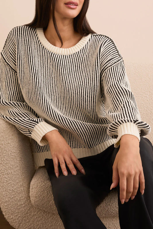 Crew Neck Sweater With Side Slits-Black