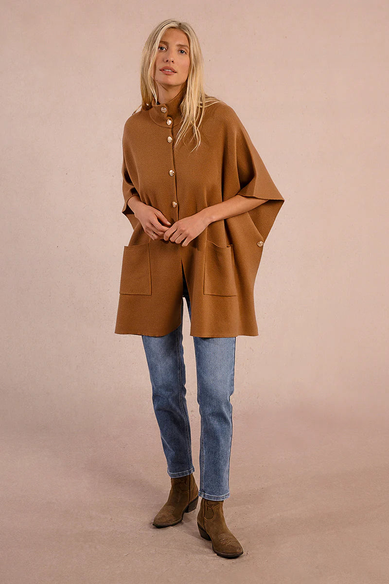 LADIES KNITTED CAPE-CAMEL