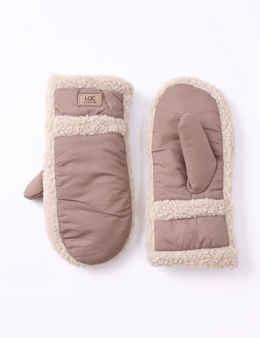 Banff Mittens-Taupe